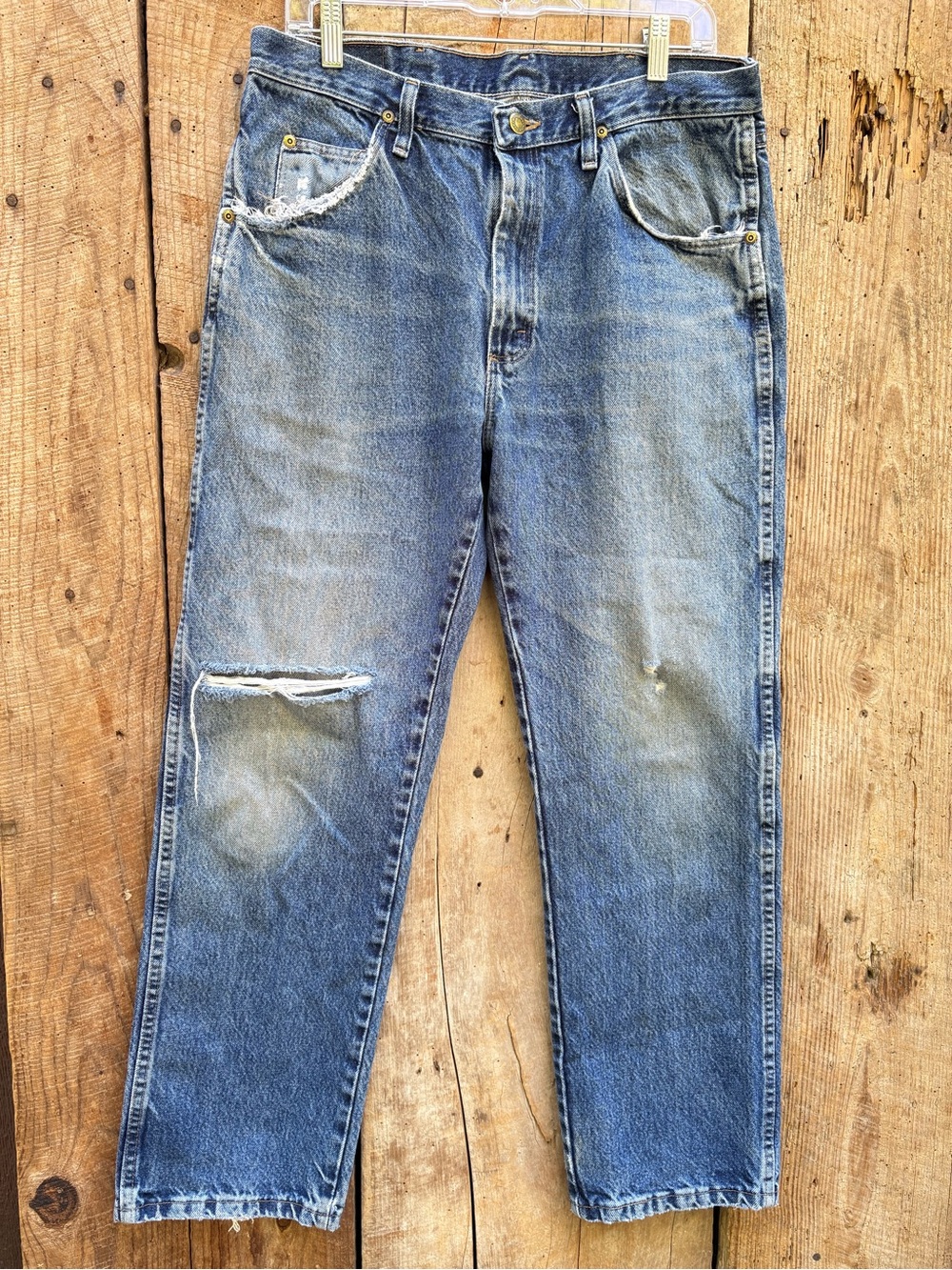 Vintage classic Denim Blue Men’s Jeans - Distressed Denim See photos for fit